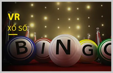 Vợt tennis và quả bóng trên sân, biểu tượng của cá cược quần vợt tại comebet